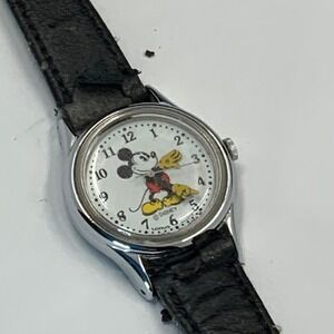 Vintage Lorus Disney Mickey Mouse Watch Silver Tone V515-6080 New Battery